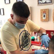 como trabajamos barberia Gelos Barber Shop