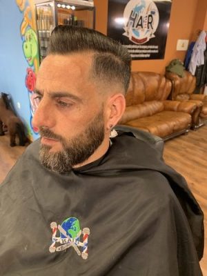 corte y barba Barberías Hairo