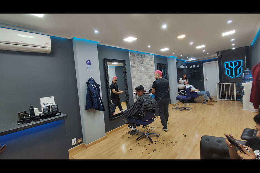 salon saints peluqueros