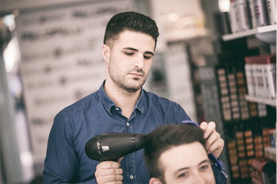 secado BarberiaBarcelona peluqueros