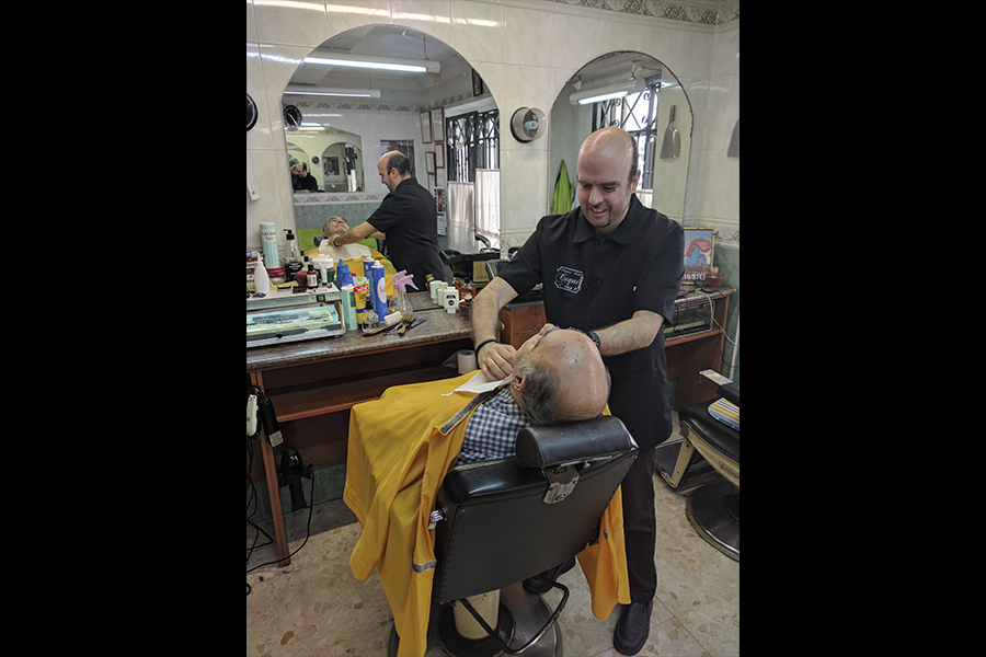 barbero cuqui barber peluqueros