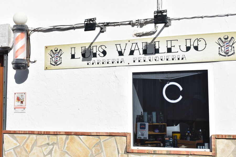 fachada luis vallejo