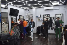 como trabajamos herculano barber shop