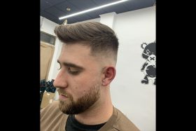 corte degradado barba grau barberia