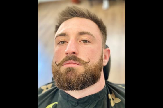 corte perfilado barba bigote