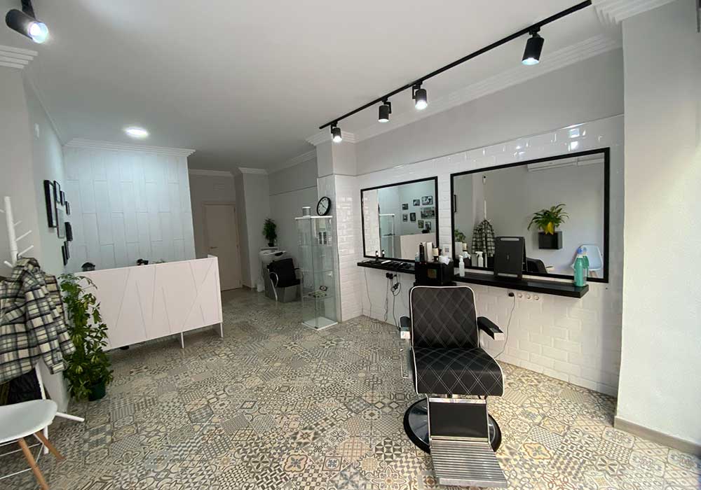 espacio de trabajo Sergio Peralta Barberia y Peluqueria
