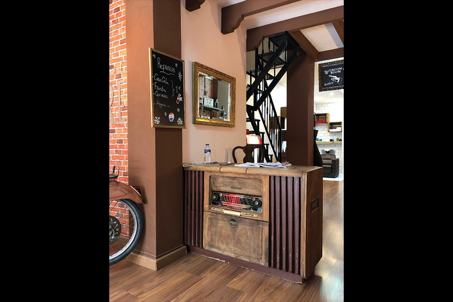 principal interior yony barber style