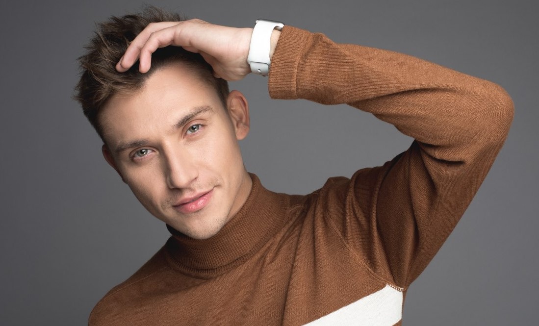 El corte de pelo spiky para hombres