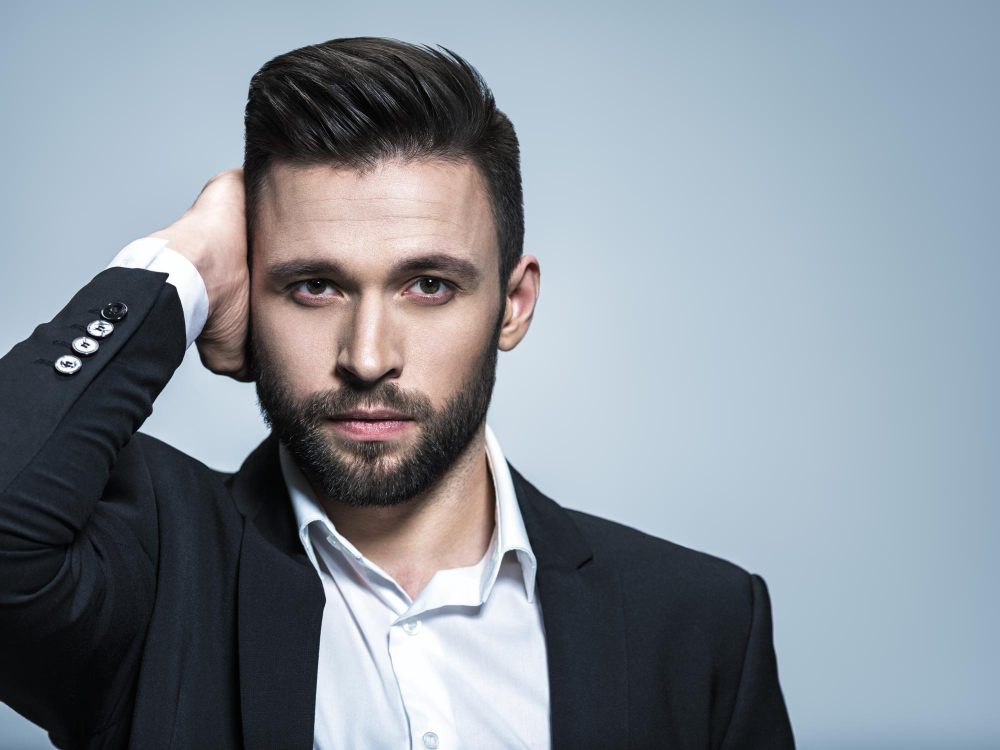 cortes de pelo para hombre en verano comb over