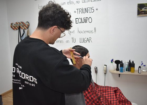 Corte Me y be barber shop peluquería y estetica unisex