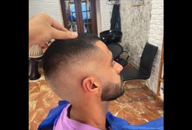 Corte degradado perfilado barba