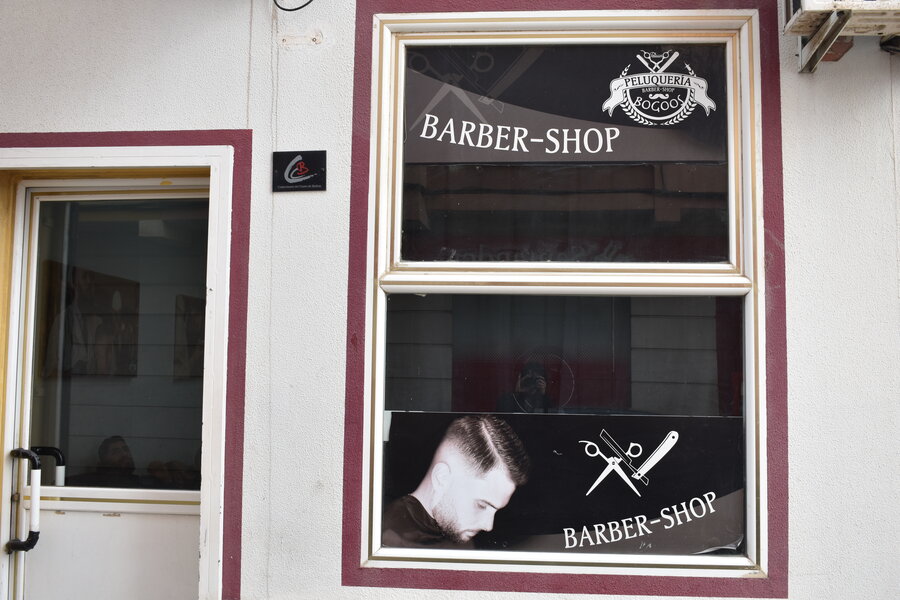 Fachada barberia bogoss