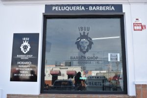 Fachada ibuu barber shop