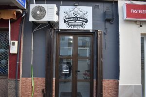 Fachada vicentes barber