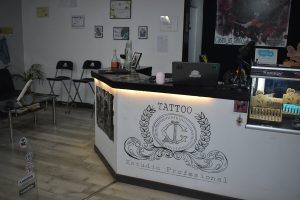 Interior barberia acacio