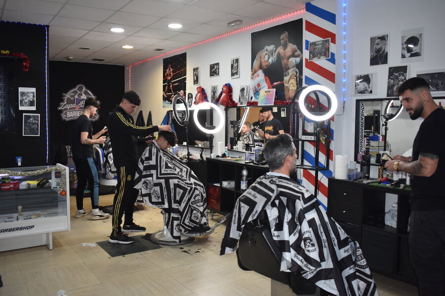 Interior zapa barbers shop