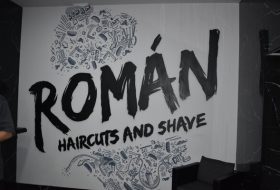 Pared román haircuts and shave