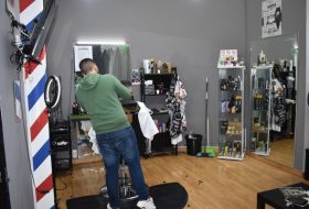 Personal moreno cárdenas barber shop
