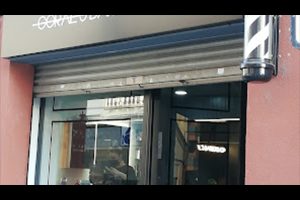 barberia fachada letrero