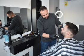 como trabajamos tirante barberia peluqueria