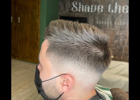 corte adulto shave the lion barbershop