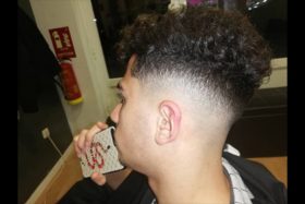 corte curly jofre barbers
