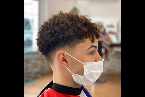 corte curly le barbier