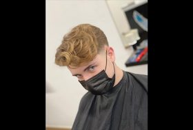 corte curly plaza el agora barberia