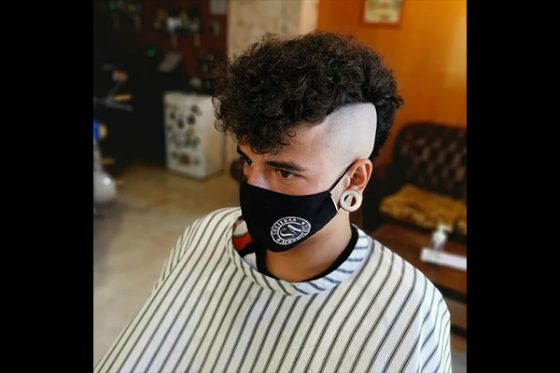 corte estilo curly barba blue