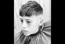 corte niño bigotes y gentleman