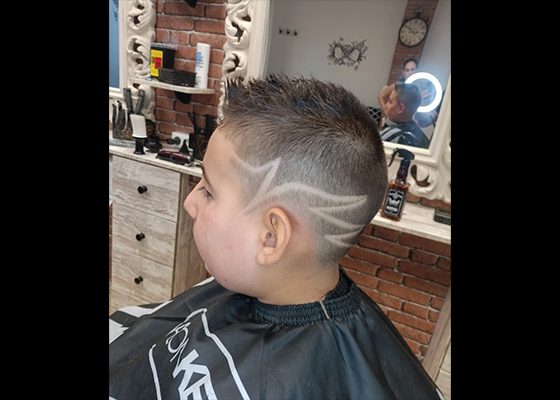 corte niño estilo zigzag