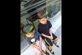 corte tinte niño barber daniels