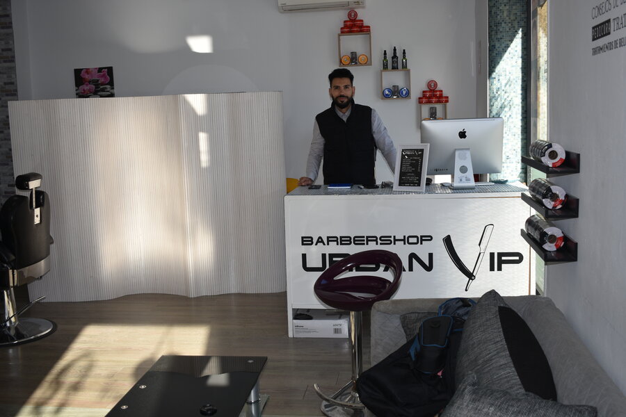 dueño barber shop urban vip