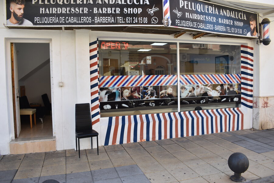 fachada peluqueria andalucia
