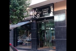 frente barberia no uno
