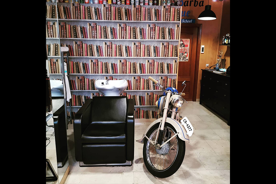 interior barba blue