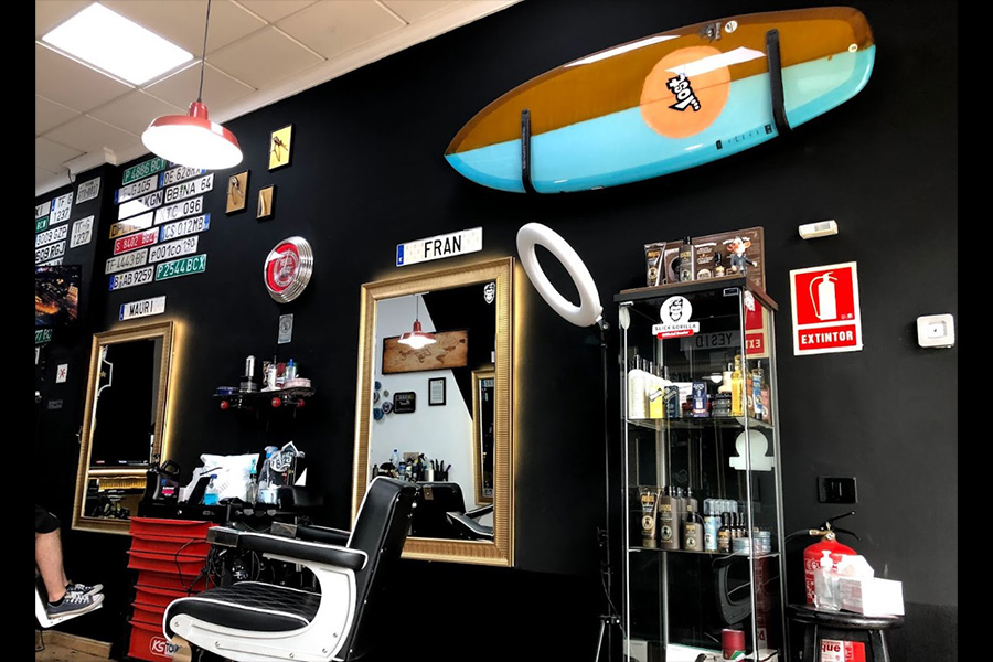 interior elite barbershop