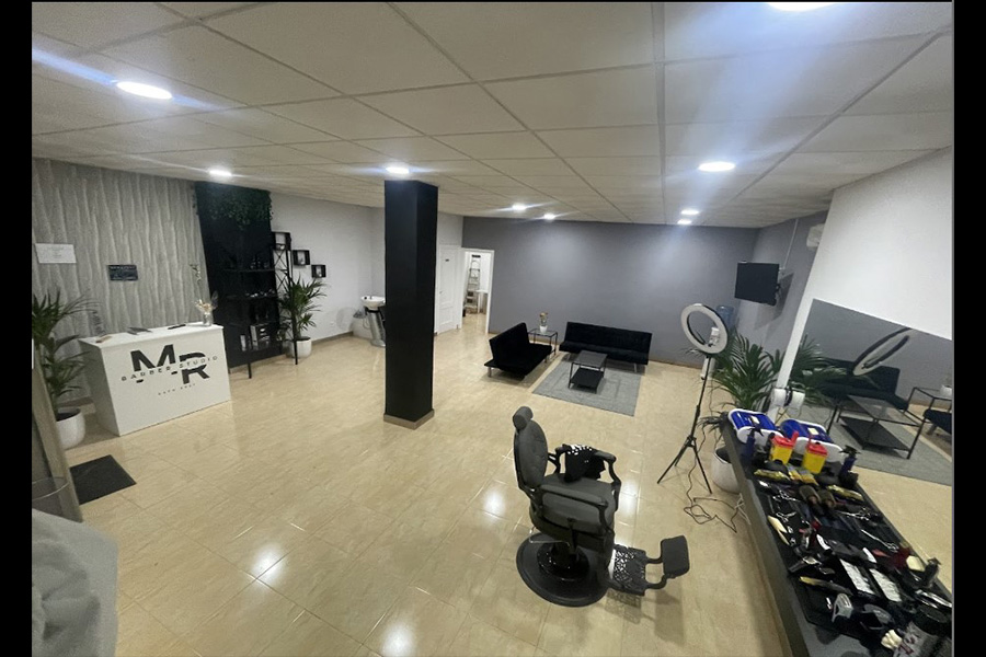 interior mr barber