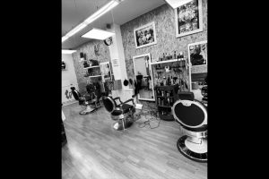 interior t7 barbershop