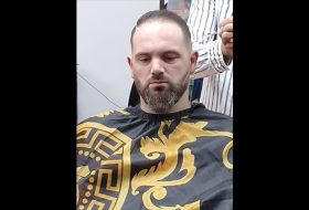 perfilado barba corte bajo
