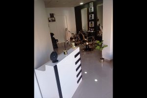 principal interior gold barberia