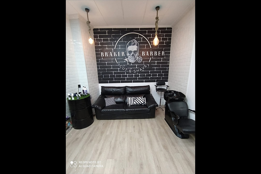 salon braker barber