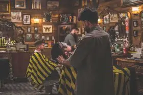 arreglo de barba el Museo Barbería Clásica