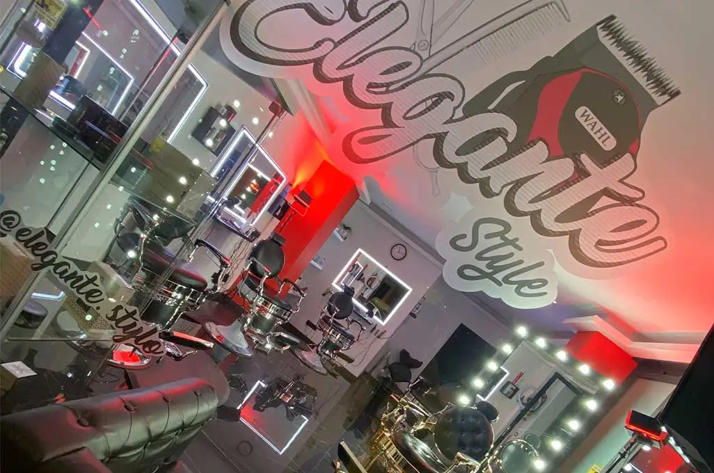 espacio trabajo barberia Elegante Stylo