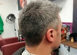 corte y barba Rb Peluqueria Barber Shop