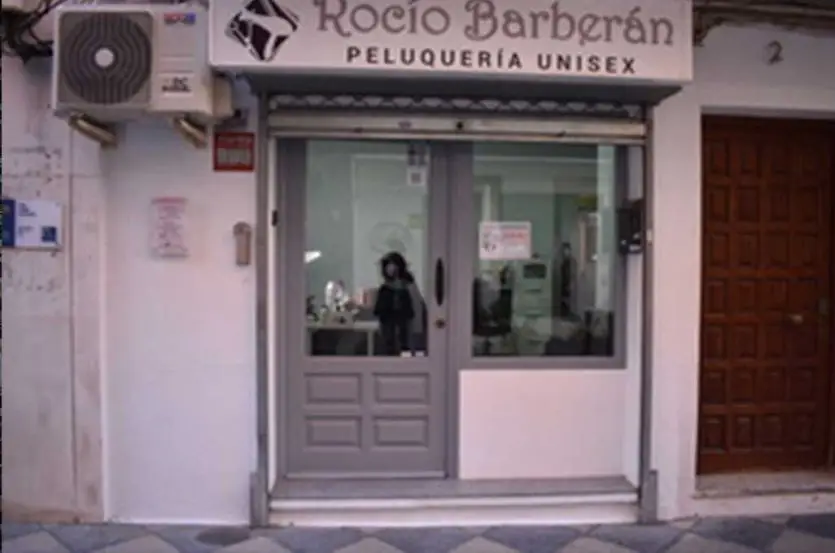 fachada Peluqueria unisex Rocio Barberan