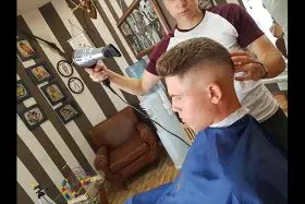 imagen barber hector peluqueros