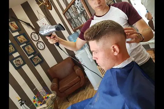 imagen barber hector peluqueros