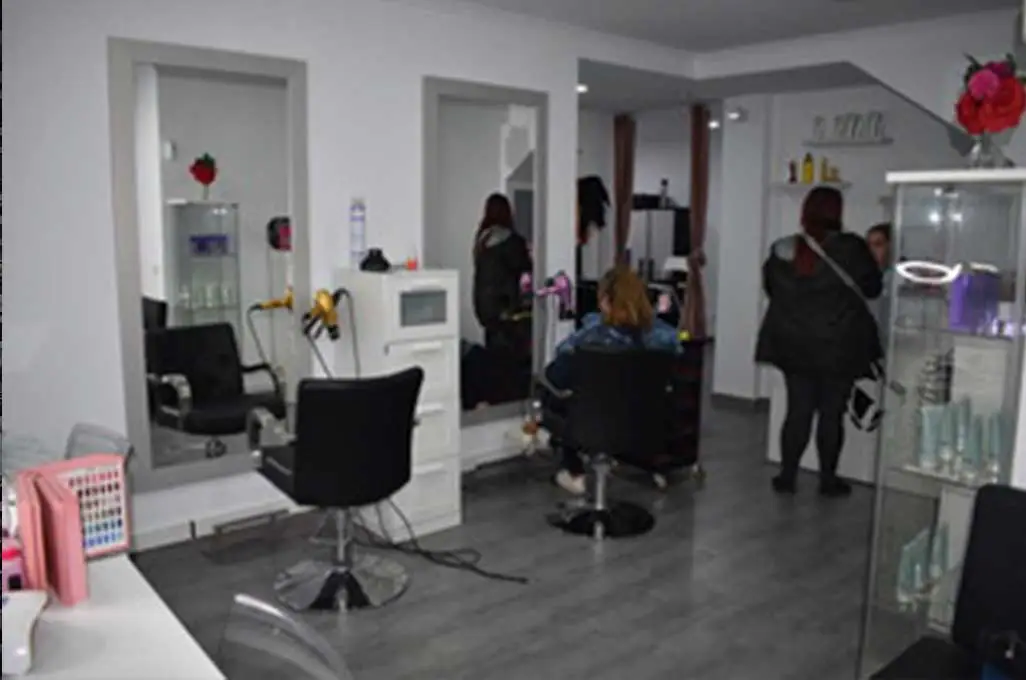 instalaciones Peluqueria unisex Rocio Barberan