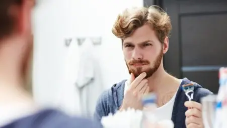¿Es bueno afeitarse la barba de vez en cuando?
